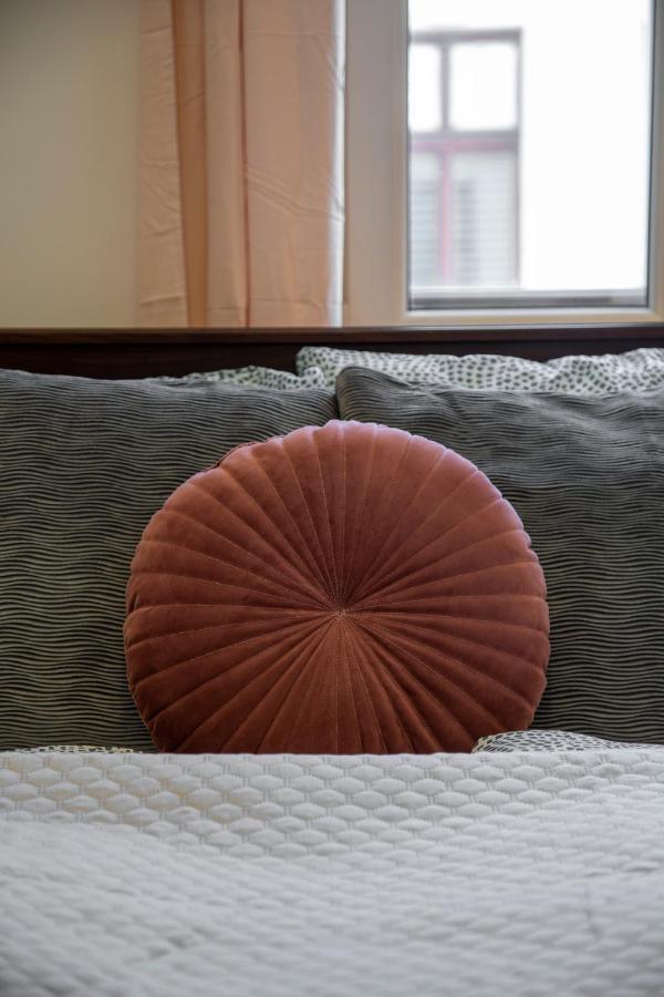 Cozy Home By Bella In The Heart Of Budapest Extérieur photo