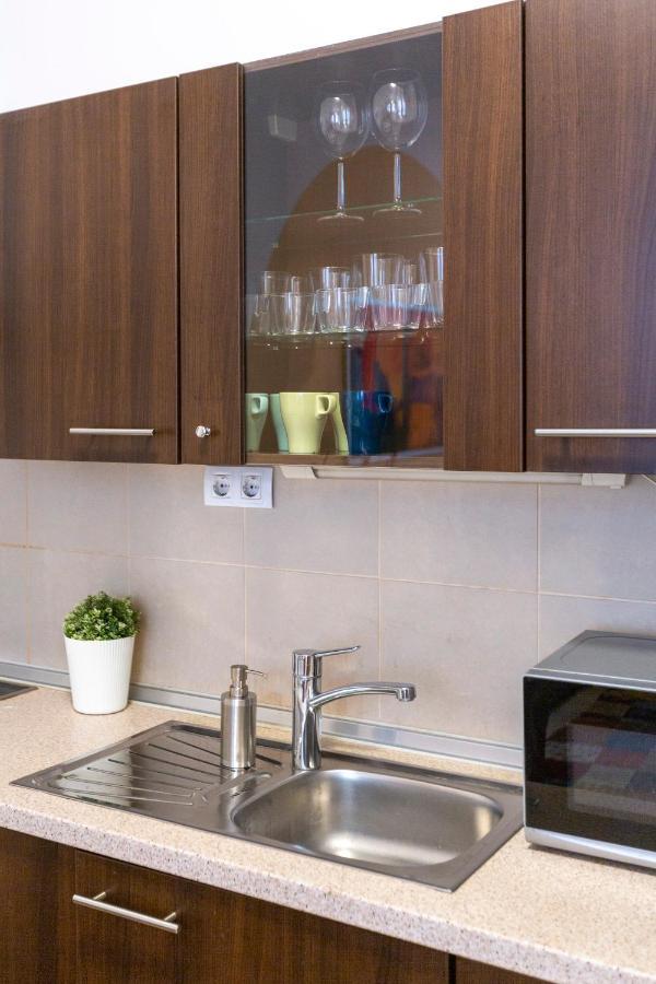 Cozy Home By Bella In The Heart Of Budapest Extérieur photo